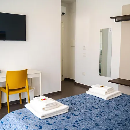 Hipaestum Couette-café 3*